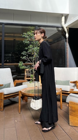 「JIL SANDER（ジルサンダー）のDRAWSTRING SM CROSSBODY（ショルダーバッグ）」を使った、RIHOさん（レディース・150cm）の春コーディネート