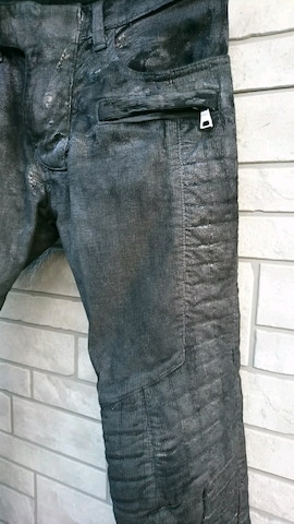 BALMAINのパンツを使ったべポさんのファッション動画