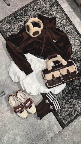 まりいさんのファッション動画