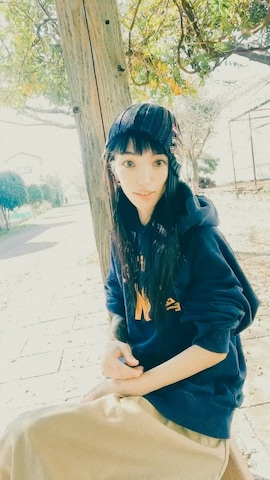 「アイテム（本）」を使った、left-yui（小園結）さん（レディース・157cm）の秋コーディネート
