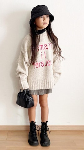 「アイテム（その他トップス）」を使った、renaさん（キッズ・124cm）の秋コーディネート