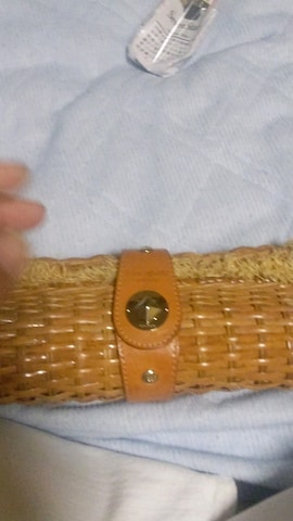 クラッチバッグを使ったけいとんさんのファッション動画