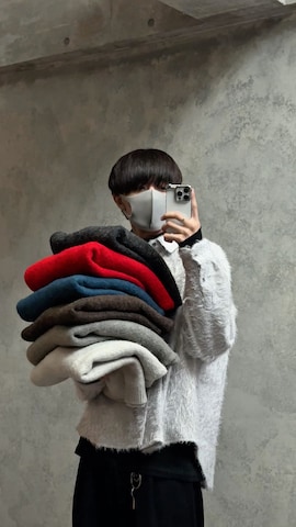 CASPER JOHNのニット/セーターを使ったRyuさんのファッション動画-もこもこニットを使った着回しコーデ🧶