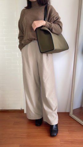 「アイテム（フェイスパウダー）」を使った、aさん（レディース・158cm）の冬コーディネート