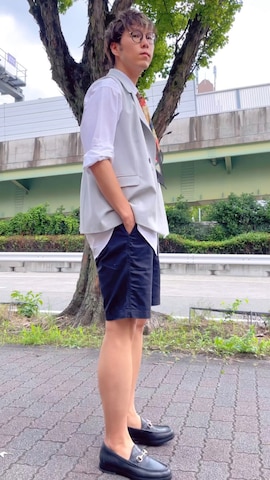 「Ray-Ban（レイバン）のRay-Ban ROUND FLECK メガネフレーム RX2447VF492000（メガネ）」を使った、けろちゃんさん（メンズ・179cm）の夏コーディネート