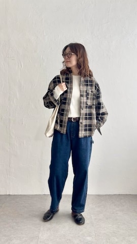 「LBC（エルビーシー）のアイテム」を使った、おかださん（レディース・164cm）の秋コーディネート