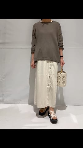 シューズを使ったNAOさんのファッション動画