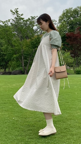 おしゃれスタのアイテムを使ったatsukonokoさんのファッション動画