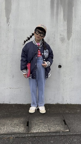 「アイテム（スタジャン）」を使った、かーちんさん（キッズ・130cm）の冬コーディネート