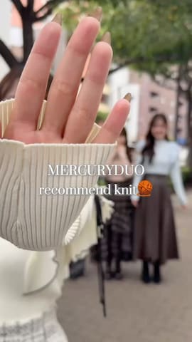 「ラッフルフリル」｜仲田桃子さん（レディース・165cm）の秋コーディネート