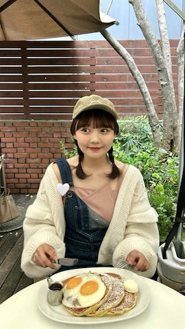 「アイテム（カバーオール）」を使った、みさねさん（レディース・158cm）の春コーディネート