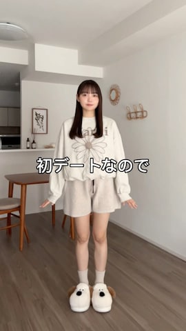 「アイテム（スウェット）」を使った、みさねさん（レディース・158cm）の冬コーディネート
